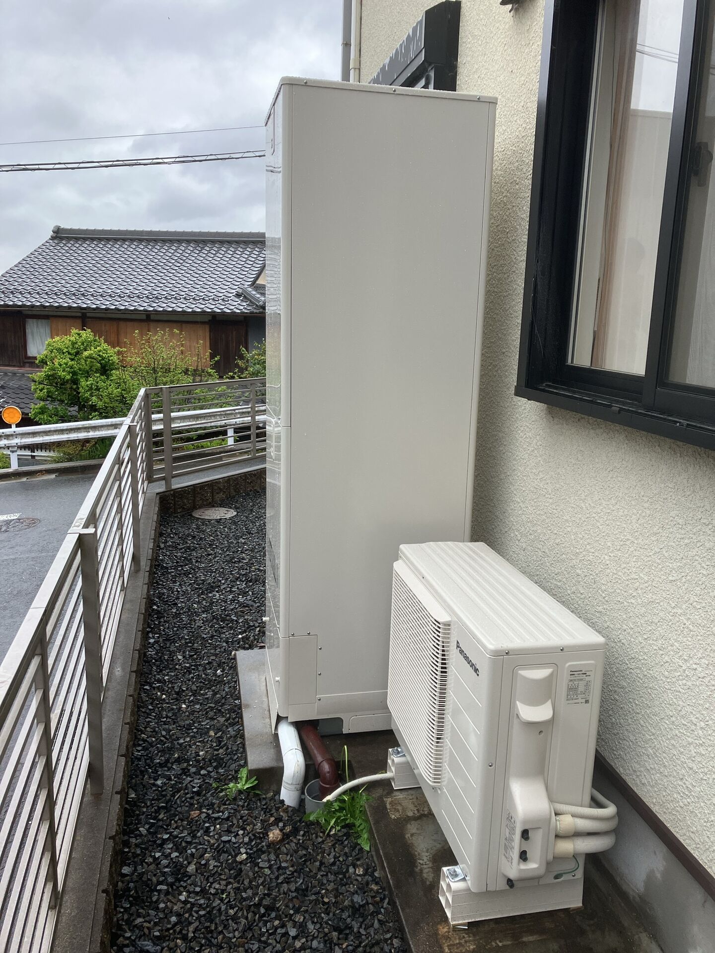 京都府の戸建て住宅にてエコキュートの交換工事を行いました