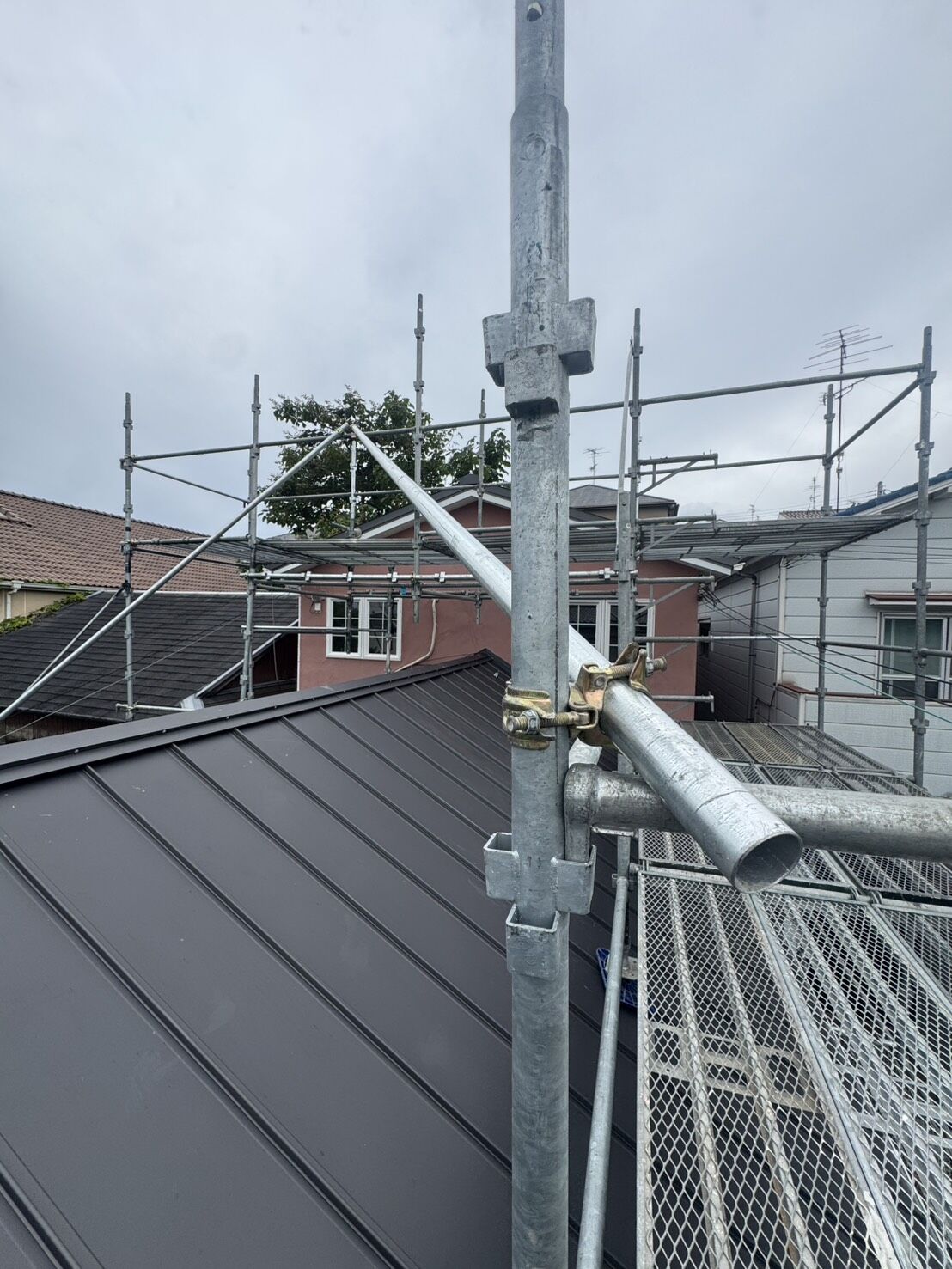 神戸市にて太陽光パネル設置工事を行いました