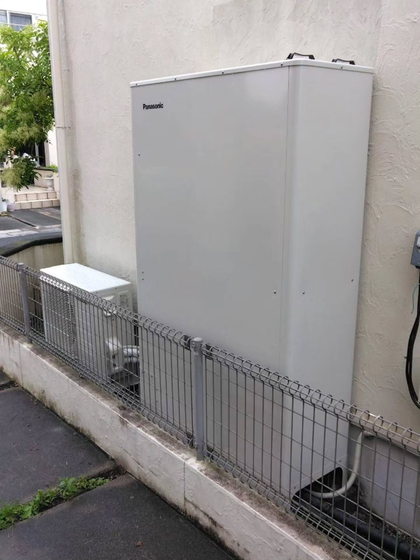 本日、埼玉県にてエコキュート交換工事を行いました