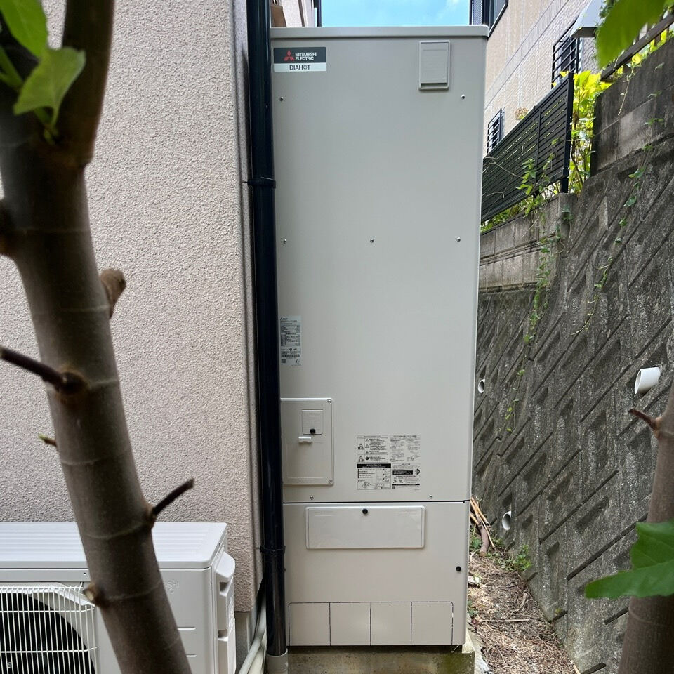 兵庫県にて電気温水器からエコキュートへの交換工事をおこないま