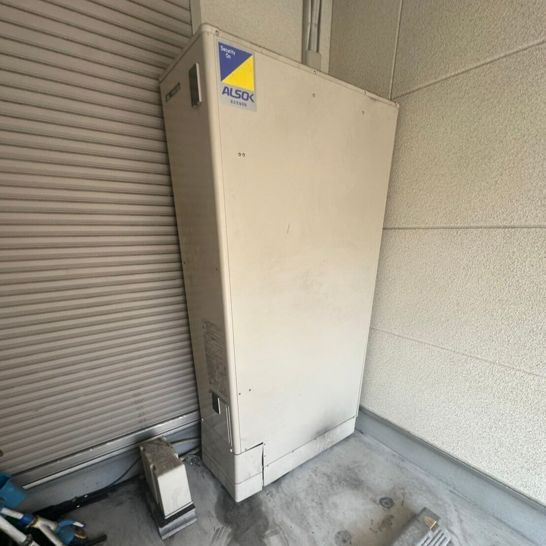 大阪府にてエコキュートの交換工事をおこないました